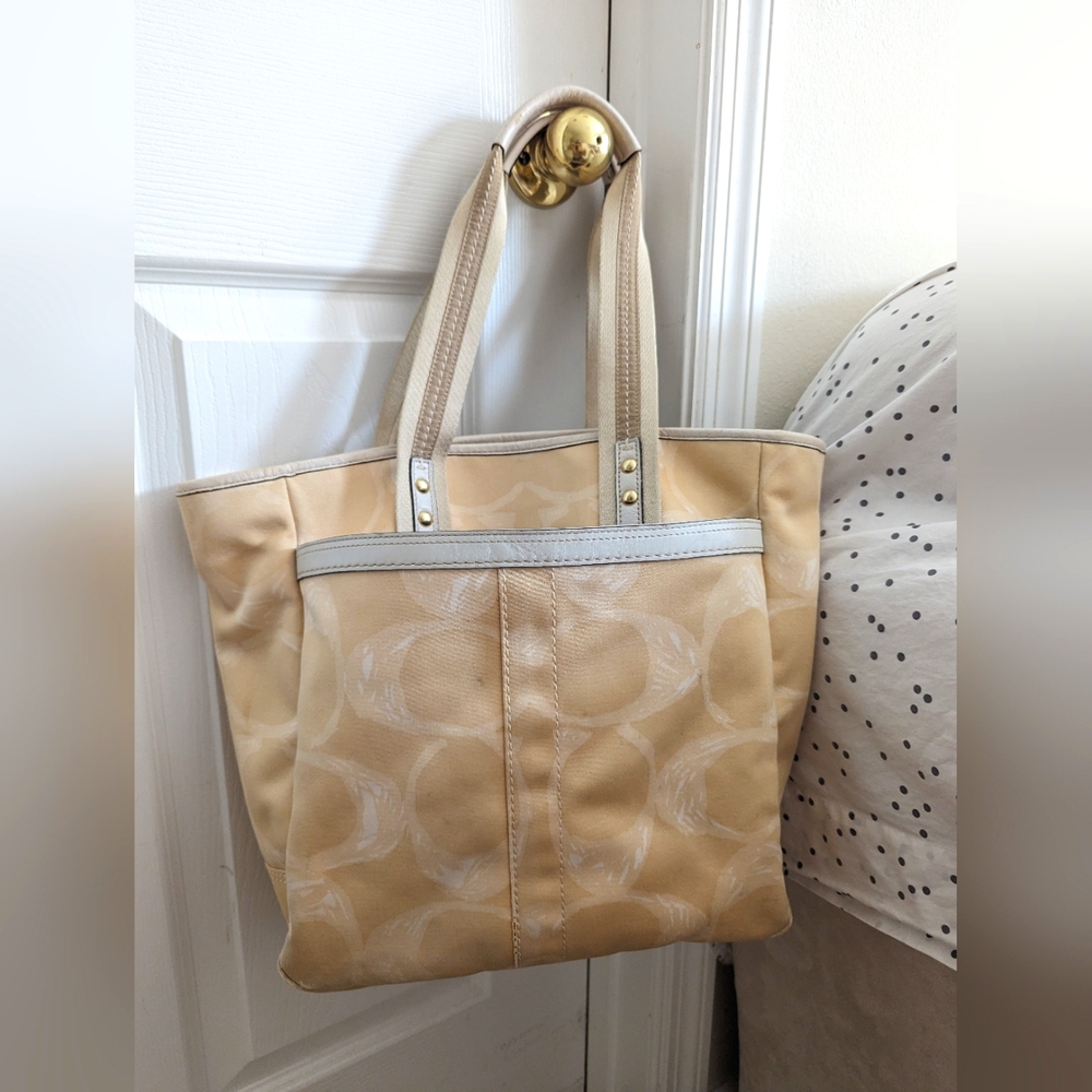 Coach Signature Shoulder Bag - Picture 2 of 16